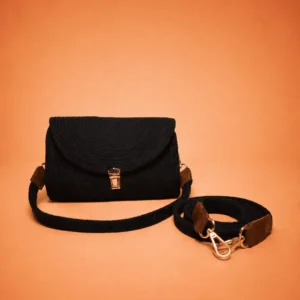 The Woven Fold (Midnight Black)